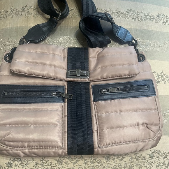 THINK ROYLN Tan and Black Crossbody Bag Fashionable and Functional - Picture 12 of 13